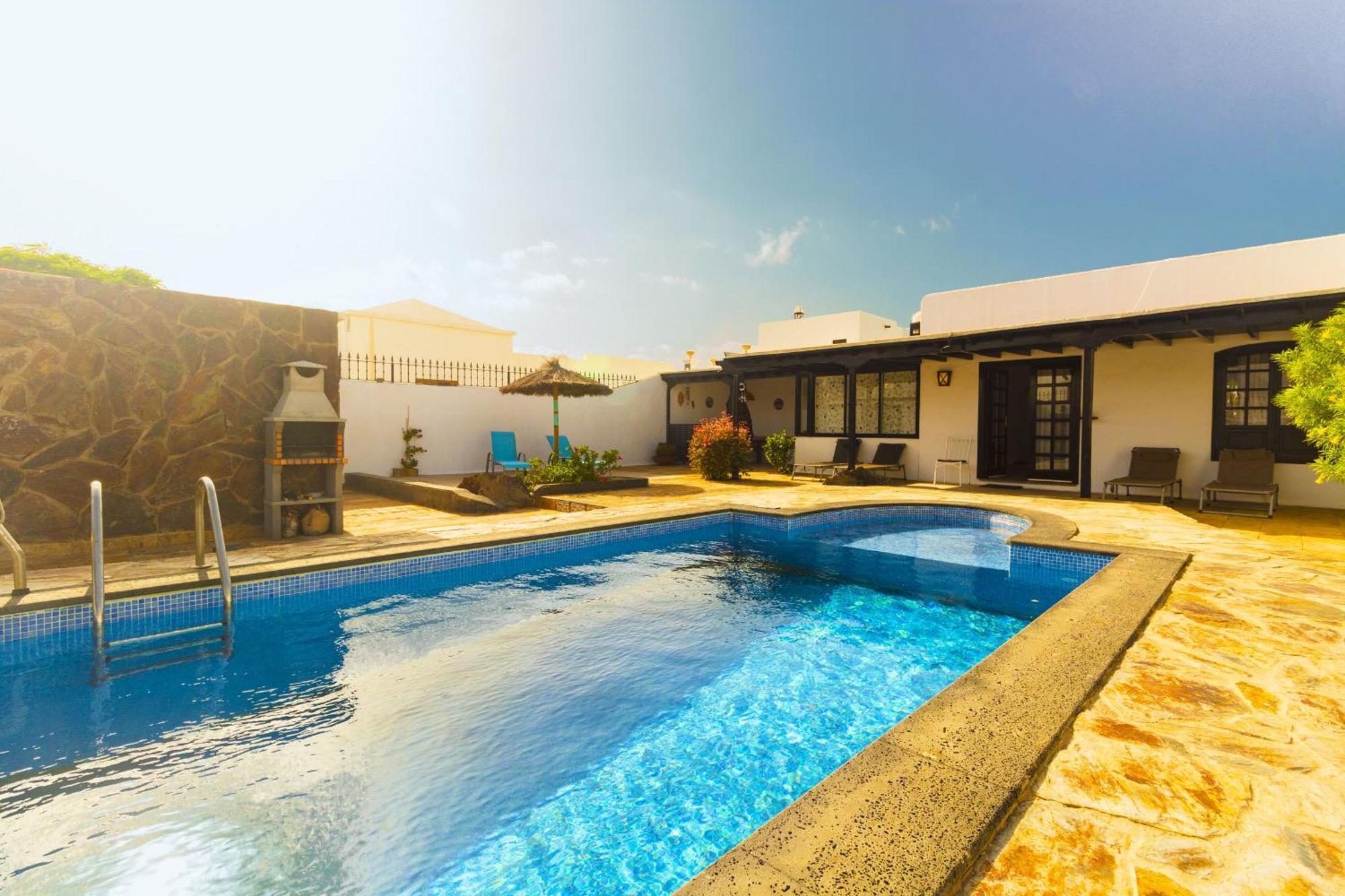 Luxury Villa Alfred Puerto del Carmen  Eksteriør billede